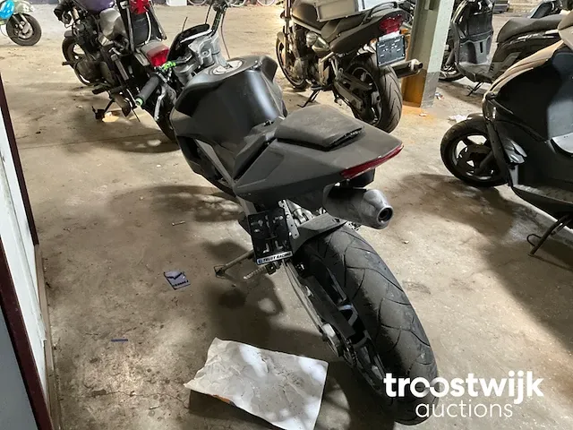 Motorfiets - afbeelding 5 van  9