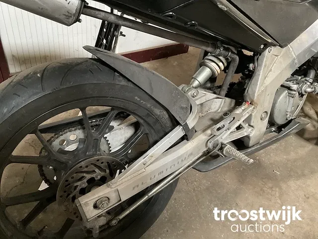 Motorfiets - afbeelding 8 van  9