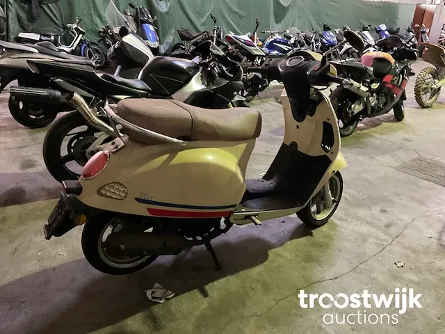 Motorfiets - afbeelding 5 van  10