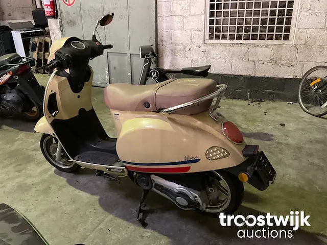 Motorfiets - afbeelding 6 van  10