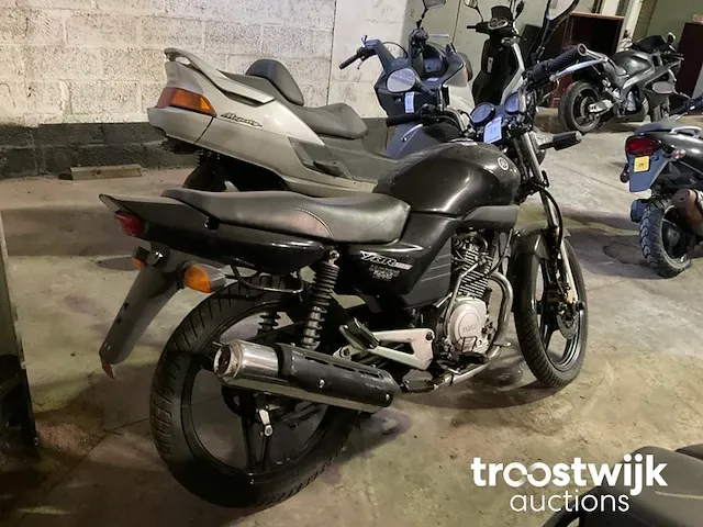 Motorfiets - afbeelding 3 van  8