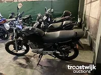Motorfiets - afbeelding 4 van  8