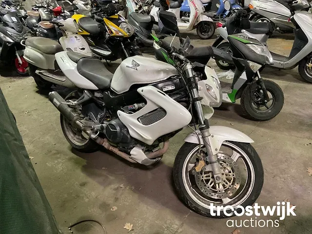 Motorfiets - afbeelding 1 van  7
