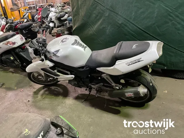 Motorfiets - afbeelding 3 van  7