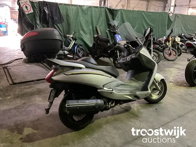 Motorfiets - afbeelding 3 van  8