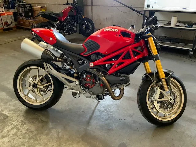 Motorfiets - afbeelding 13 van  18