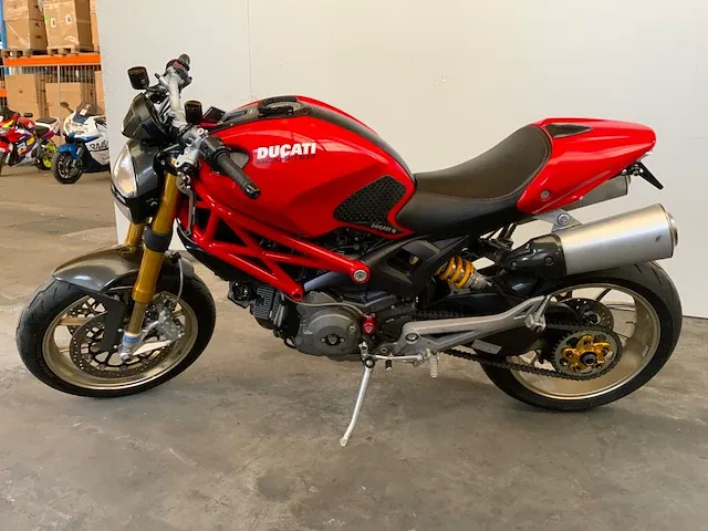 Motorfiets - afbeelding 17 van  18