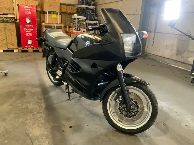 Motorfiets - afbeelding 12 van  18