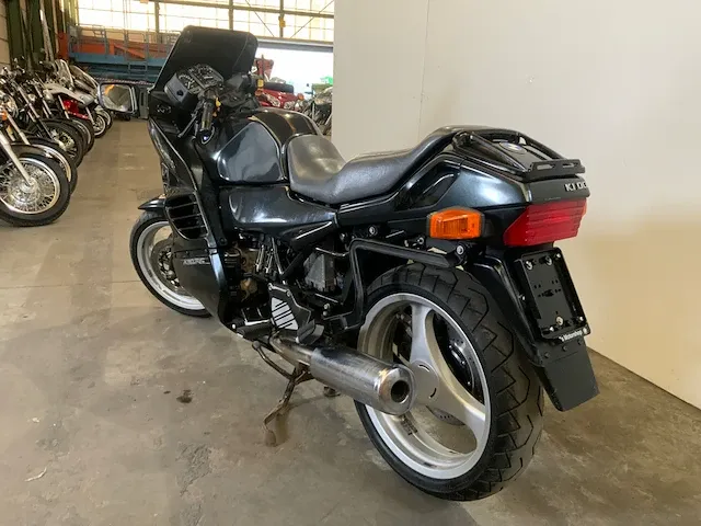 Motorfiets - afbeelding 16 van  18