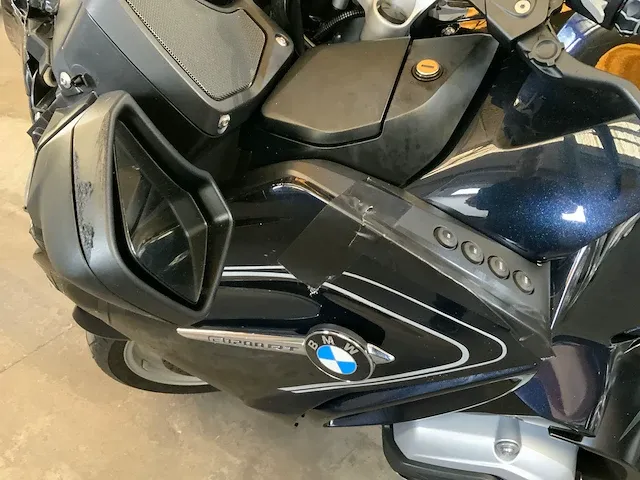 Motorfiets - afbeelding 14 van  22