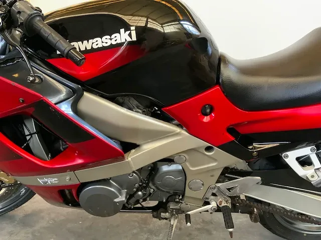 Motorfiets - afbeelding 8 van  18