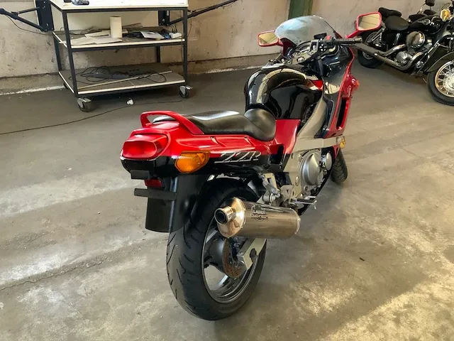Motorfiets - afbeelding 14 van  18