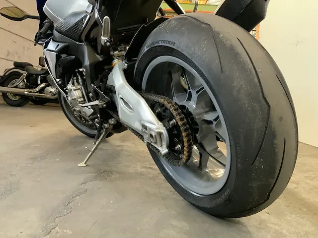 Motorfiets - afbeelding 7 van  18