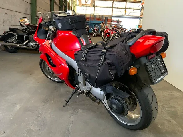 Motorfiets - afbeelding 18 van  20