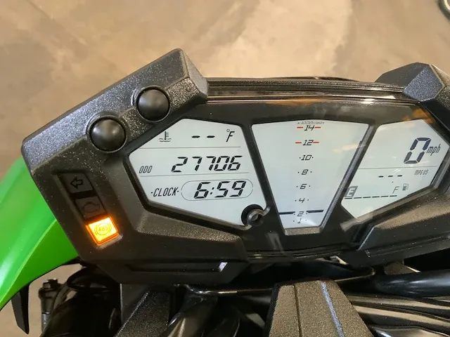 Motorfiets - afbeelding 2 van  18