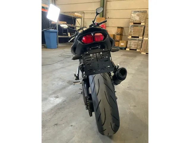 Motorfiets - afbeelding 16 van  19