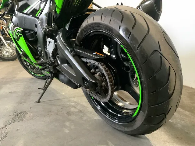 Motorfiets - afbeelding 7 van  18