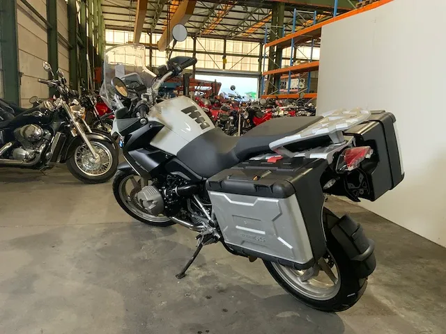 Motorfiets - afbeelding 16 van  18