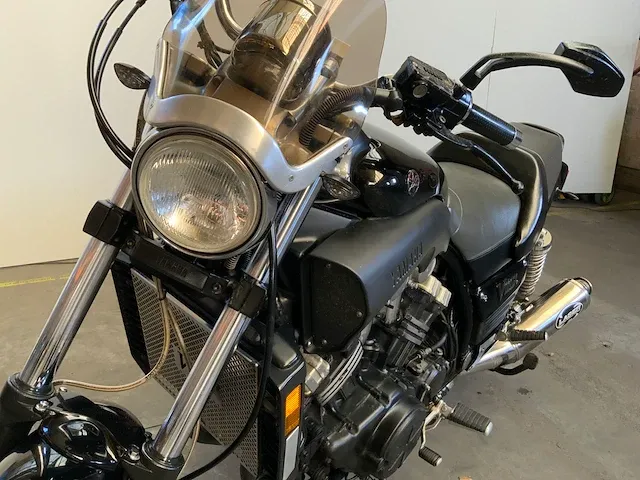 Motorfiets - afbeelding 11 van  20
