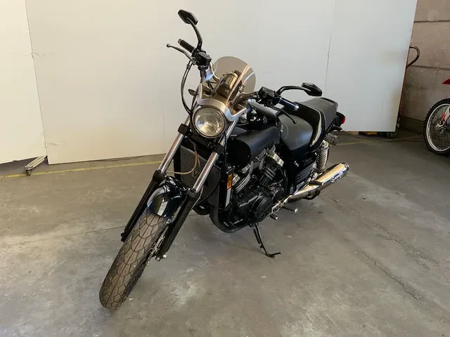 Motorfiets - afbeelding 1 van  20