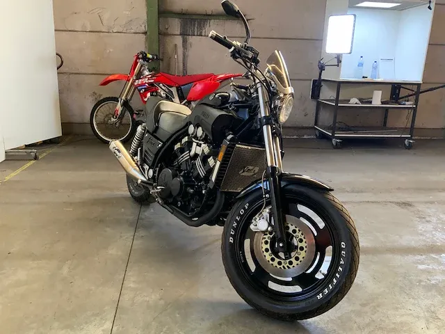Motorfiets - afbeelding 14 van  20