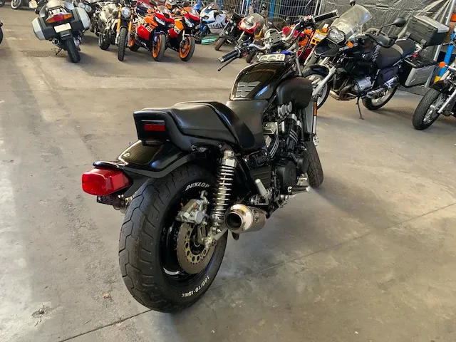 Motorfiets - afbeelding 16 van  20