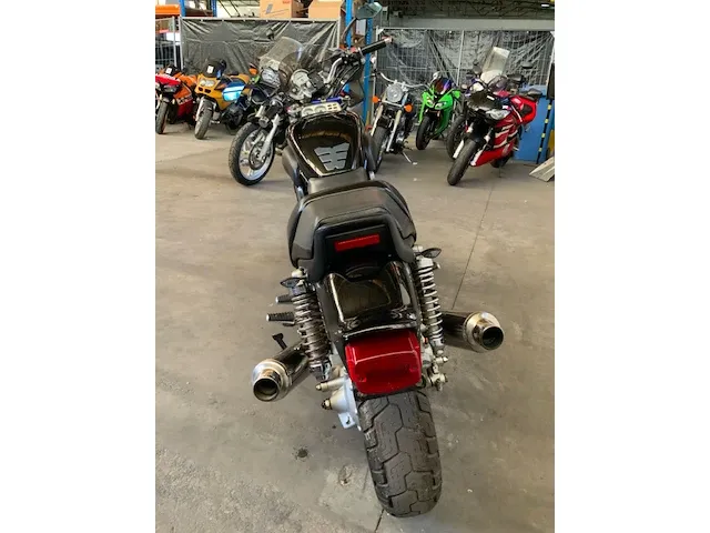 Motorfiets - afbeelding 17 van  20