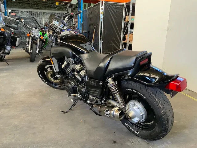 Motorfiets - afbeelding 18 van  20