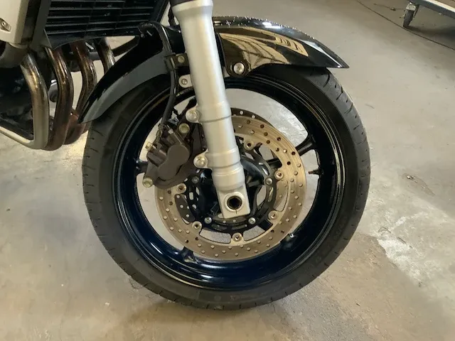 Motorfiets - afbeelding 4 van  19