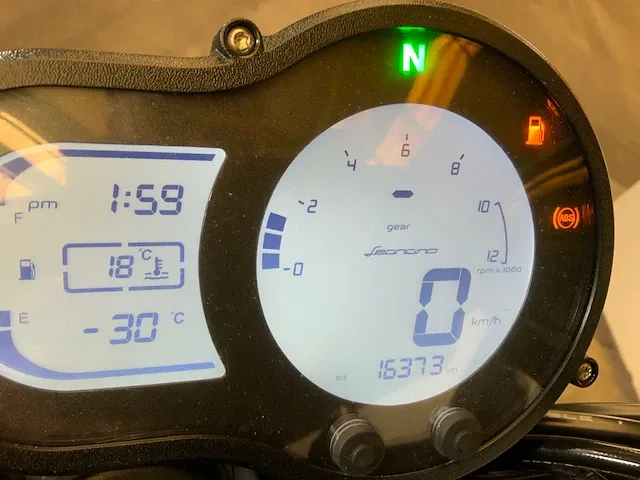 Motorfiets - afbeelding 2 van  19