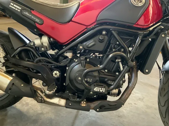 Motorfiets - afbeelding 5 van  19