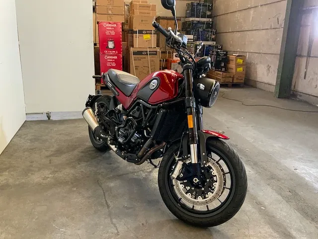 Motorfiets - afbeelding 13 van  19