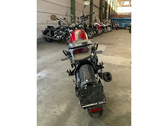 Motorfiets - afbeelding 16 van  19