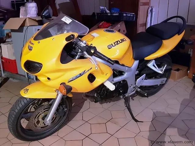 Motorfiets - afbeelding 1 van  6