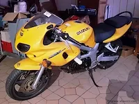 Motorfiets - afbeelding 1 van  6