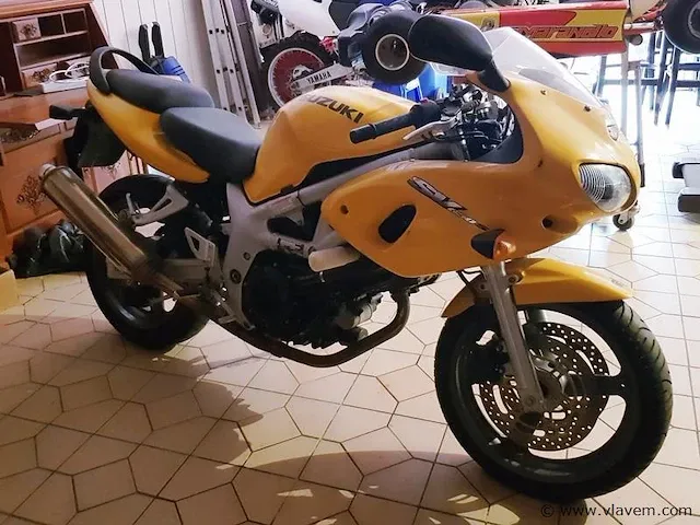 Motorfiets - afbeelding 2 van  6