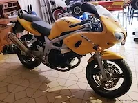 Motorfiets - afbeelding 2 van  6