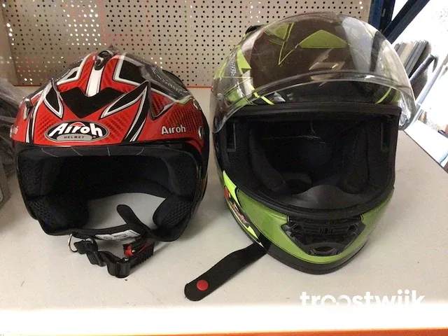 Motorhelm - afbeelding 1 van  7