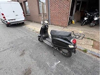 Motorised scooter - afbeelding 7 van  10