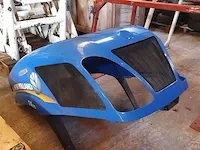 Motorkap new holland t4.75 - afbeelding 1 van  9