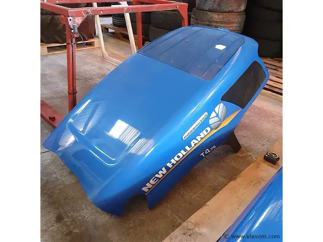 Motorkap new holland t4.75 - afbeelding 8 van  9