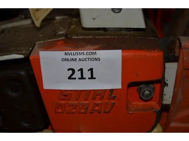 Motorkettingzaag stihl 020av - afbeelding 2 van  7