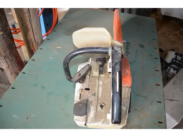 Motorkettingzaag stihl 020av - afbeelding 3 van  7