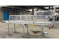 Motovario - transportband met overkapping
