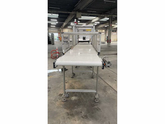 Motovario - transportband met overkapping - afbeelding 2 van  4