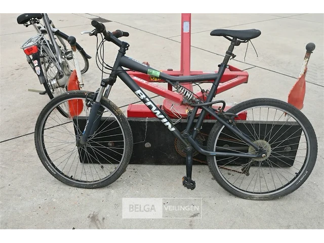 Mountainbike b-twin - afbeelding 1 van  3