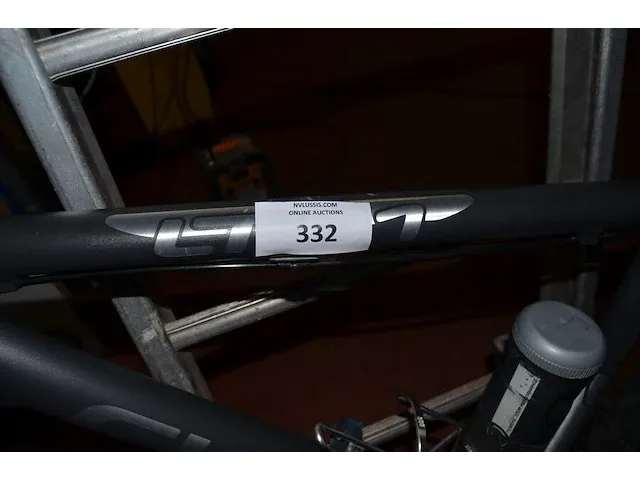 Mountainbike cube ltd1 zwart , voetpomp - afbeelding 2 van  9