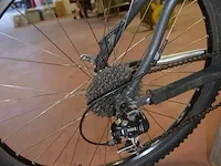 Mountainbike cube ltd1 zwart , voetpomp - afbeelding 9 van  9