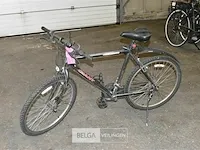 Mountainbike giant gsr 100 zwart/rood - afbeelding 2 van  2