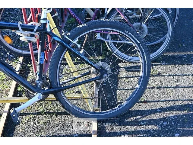 Mountainbike xrace - afbeelding 2 van  3